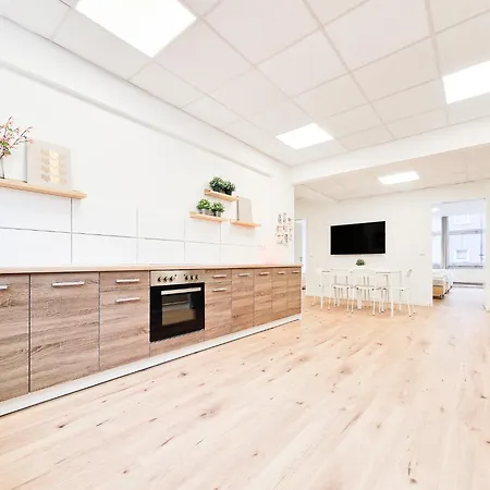 Tolstov - Center With 5 - 10 Min Messe Dus * Düsseldorf