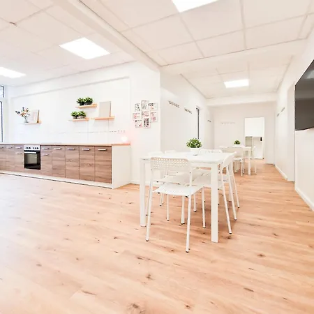 Tolstov - Center With 5 - 10 Min Messe Dus Appartamento Düsseldorf