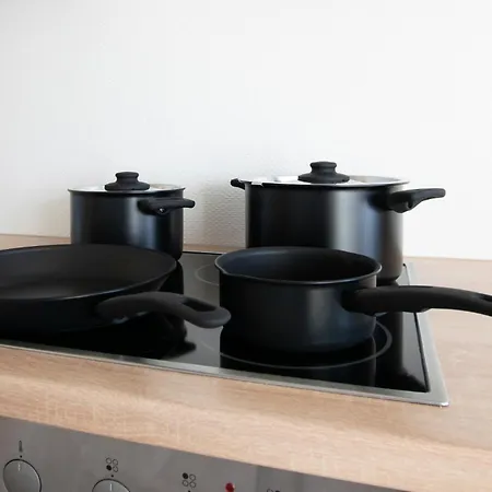 Apartman Tolstov - Center With 5 - 10 Min Messe Dus *