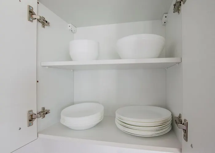 Tolstov - Center With 5 - 10 Min Messe Dus Apartman